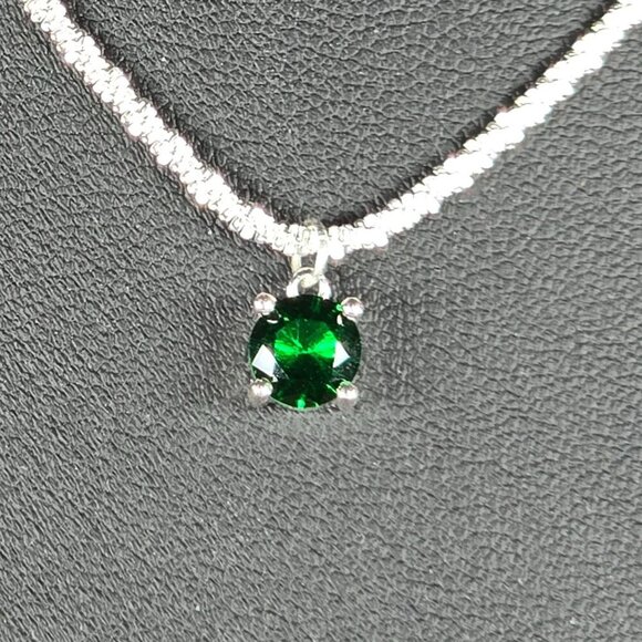 Sterling Silver Necklace With Sparkling Green CZ Pendant (NWOT) - Picture 2 of 6